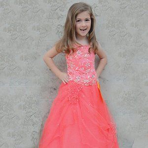 Beautiful Gown for Beautiful Young Lady